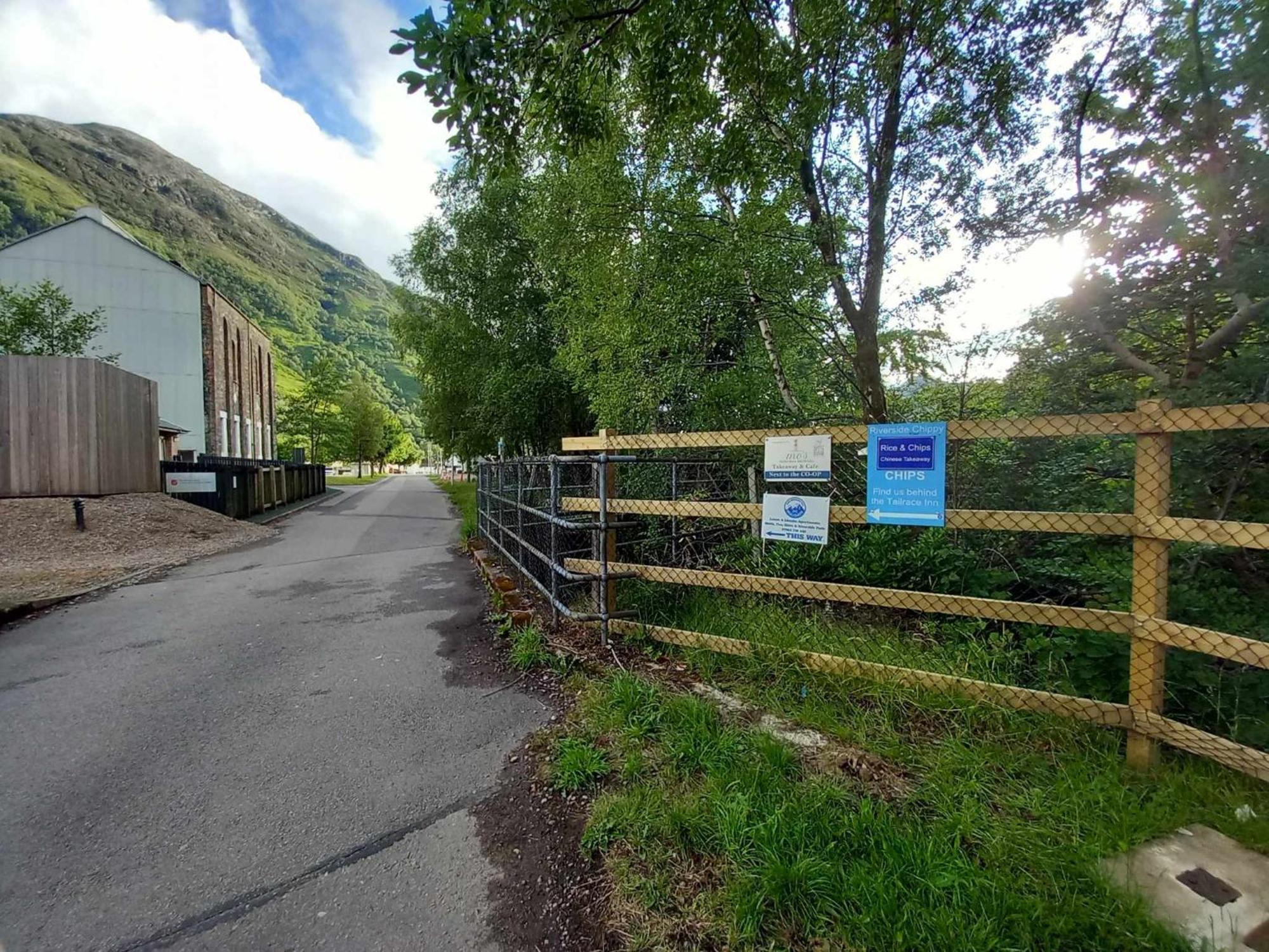 Leven And Linnhe Apartments, West Highland Way Holidays Kinlochleven Bagian luar foto