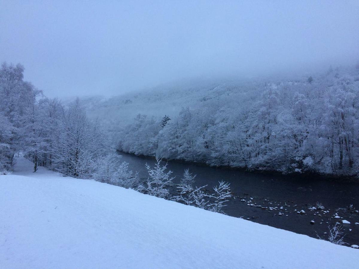 Leven And Linnhe Apartments, West Highland Way Holidays Kinlochleven Bagian luar foto